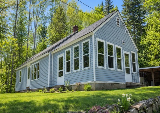 Photo 1 of Single family home for sale at 3803 Woodstock Rd, White River Junction, VT 05001 | MLS# 5072396 | Listing updated on 2026-09-08
