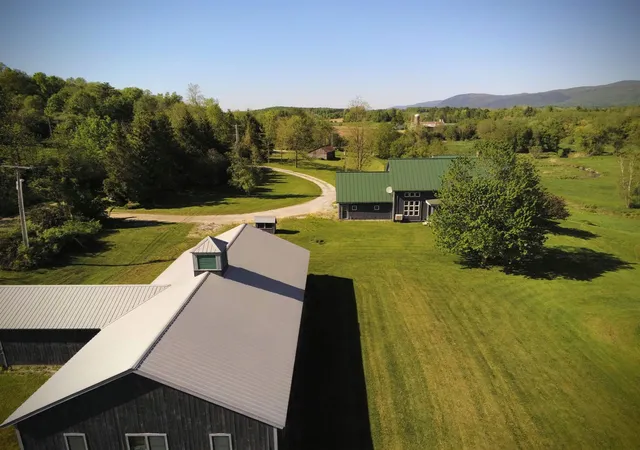 3rd image of 2112 Middle Rd, Salisbury, VT 05769 | MLS# 5072767