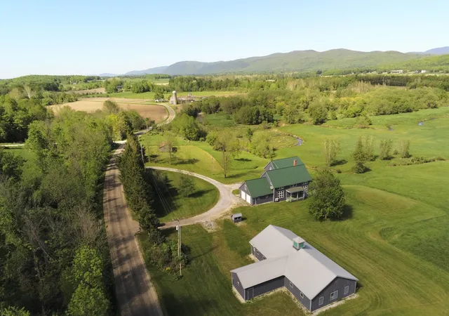4th image of 2112 Middle Rd, Salisbury, VT 05769 | MLS# 5072767