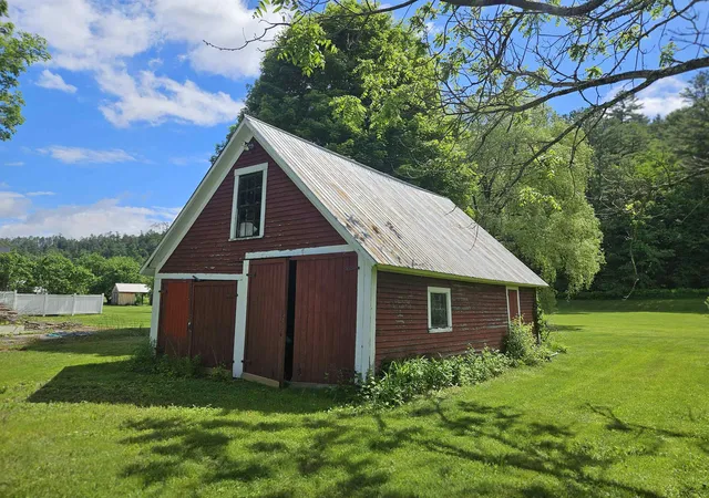Homes for sale in Bath, NH | 318 Lisbon Rd, Bath, NH 03740 | MLS# 5073111
