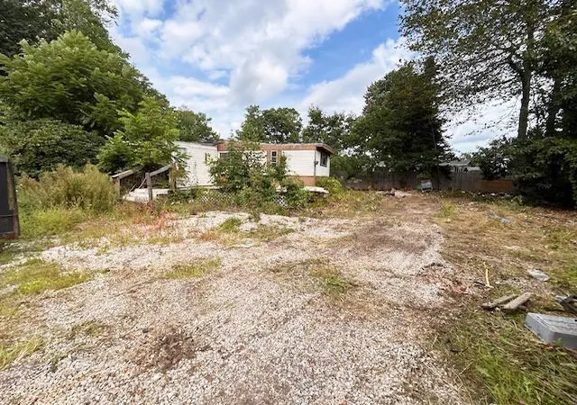 1st image of 4 Dow St, Exeter, NH 03833 | MLS# 5073121