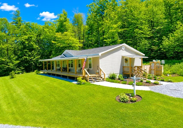Homes for sale in Bennington, VT | 38 Oak Ridge Ln, Bennington, VT 05201 | MLS# 5073481