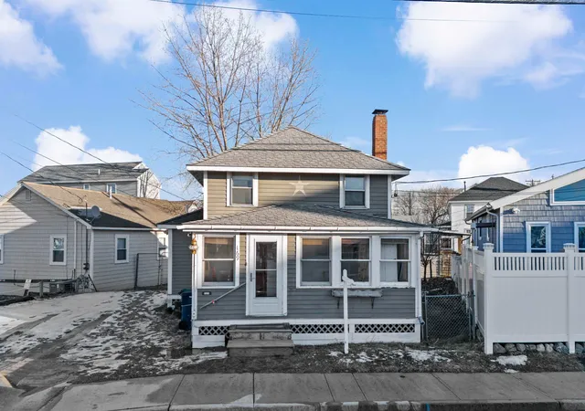 Homes for sale in Hampton, NH | 169 Ashworth Ave, Hampton, NH 03842 | MLS# 5073591