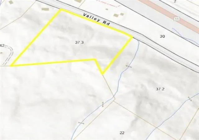 Homes for sale in New Durham, NH | 231 Valley Rd, New Durham, NH 03855 | MLS# 5073614