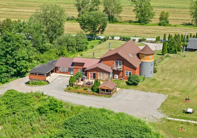4th image of 2139 Bronson Rd, St. Albans Town, VT 05478 | MLS# 5073645
