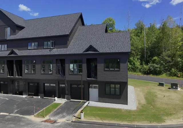 Photo 4 of Condo for sale at Unit 50 Stonewall Corners Wy #41, Laconia, NH 03246 | MLS# 5073792 | Listing updated on 2026-08-27