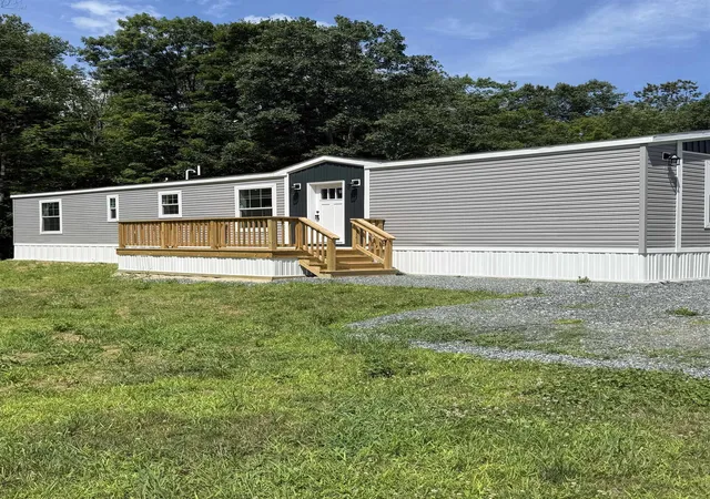 Homes for sale in Lebanon, NH | 695 Darmouth College Hwy #15, Lebanon, NH 03766 | MLS# 5074196