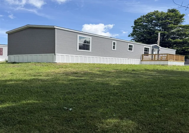 Homes for sale in Lebanon, NH | 695 Darmouth College Hwy #15, Lebanon, NH 03766 | MLS# 5074196