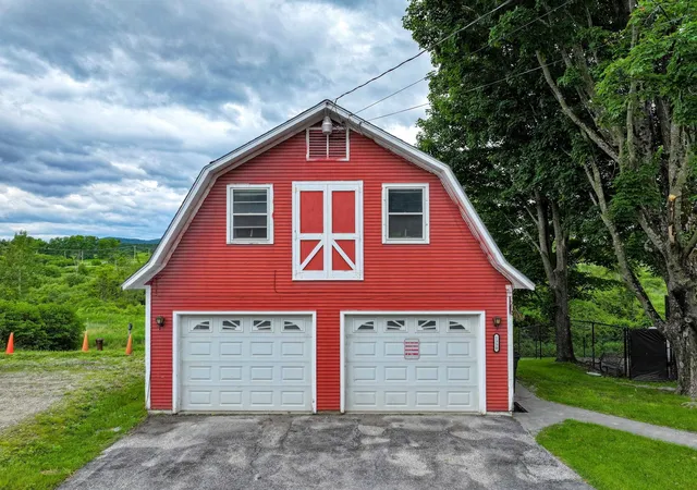 47th image of 1330 & 1340 Grove St, Brandon, VT 05733 | MLS# 5074633