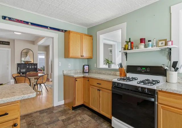 Photo 4 of Single family home for sale at 44 Rogers St, Portsmouth, NH 03801 | MLS# 5074734 | Listing updated on 2026-07-25