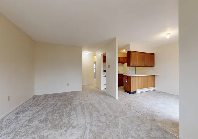 3rd image of 46 Twin Oaks Ter, South Burlington, VT 05403 | MLS# 5074789