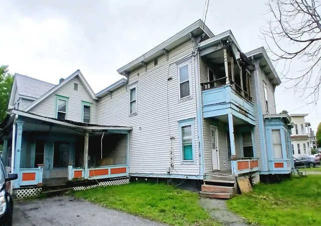 Photo 1 of Single family home for sale at 12 Pleasant St, Barre, VT 05641 | MLS# 5074870 | Listing updated on 2026-10-25