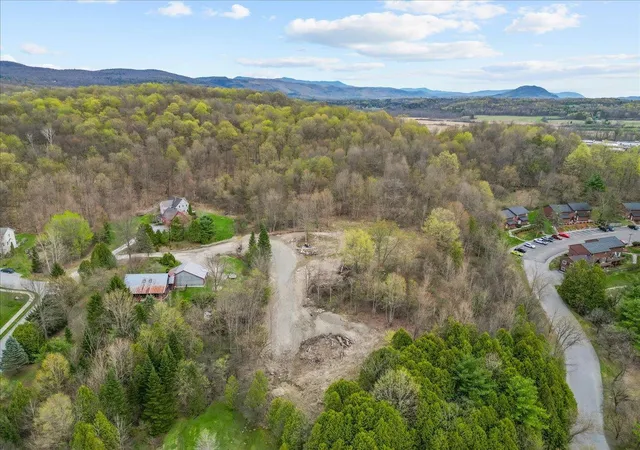 3rd image of 108 Thorn Bush Rd, Hinesburg, VT 05461 | MLS# 5075024
