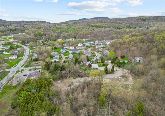 5th image of 108 Thorn Bush Rd, Hinesburg, VT 05461 | MLS# 5075024