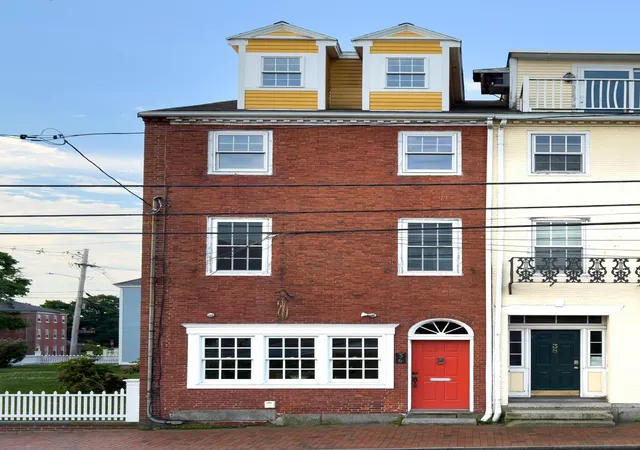 1st image of 36 State St, Portsmouth, NH 03801 | MLS# 5075026