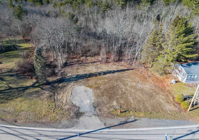 Photo 4 of Sale Pending at 389 Sagamore Rd, Rye, NH 03870 | MLS# 5075057 | Listing updated on 2026-09-24