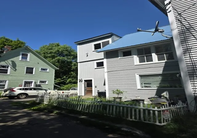 Homes for sale in Brattleboro, VT | 5 Reynolds Dr, Brattleboro, VT 05301 | MLS# 5075171