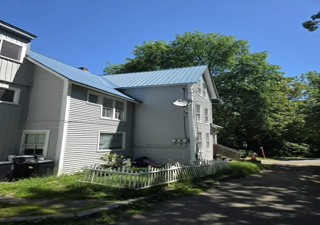 Homes for sale in Brattleboro, VT | 5 Reynolds Dr, Brattleboro, VT 05301 | MLS# 5075171