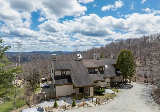 2nd image of 281 Okemo Trailside Ext #30C, Ludlow, VT 05149 | MLS# 5075179