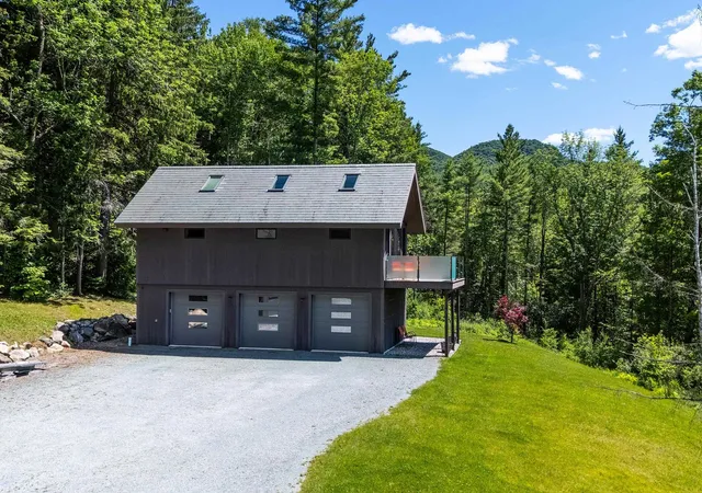 Homes for sale in Dorset, VT | 1060 Upper Hollow Rd, Dorset, VT 05251 | MLS# 5075285