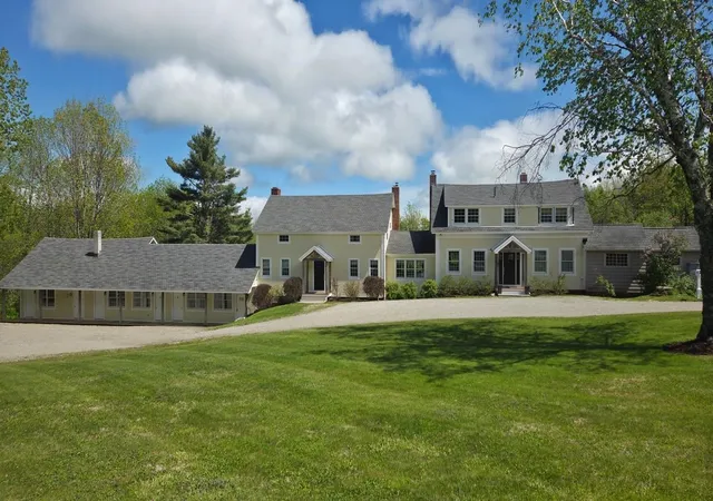 3rd image of 2759 Vt Route 11, Peru, VT 05152 | MLS# 5075373