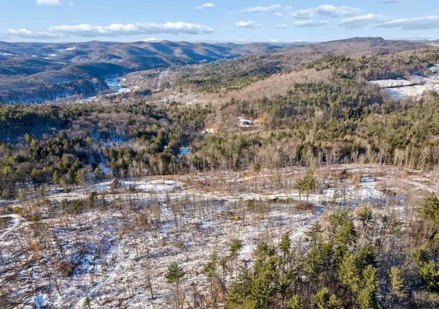 Homes for sale in Hartford, VT | 00 Wildlife Rd, Hartford, VT 05001 | MLS# 5075402