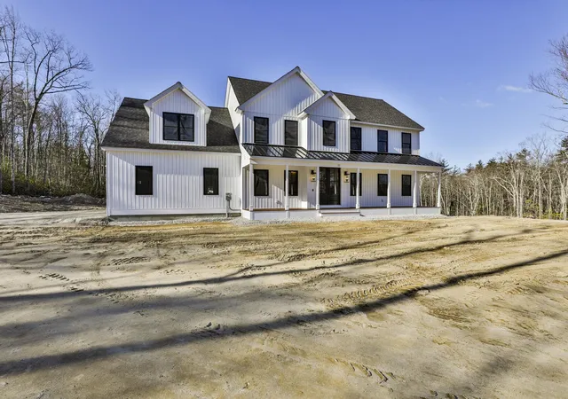2nd image of 49 Countryside Dr, Brookline, NH 03033 | MLS# 5075434