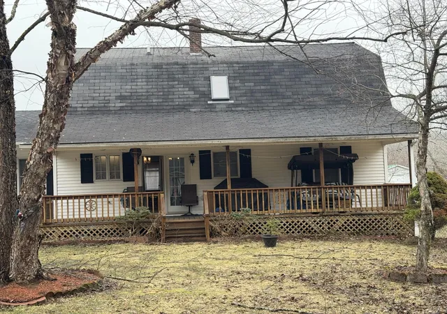 Photo 3 of Single family home for sale at 3724 Vt Route 105 Rd, Derby, VT 05829 | MLS# 5076445 | Listing updated on 2026-09-13