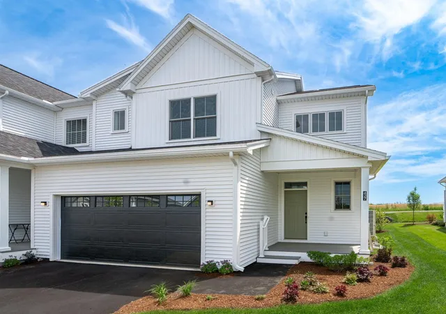 Homes for sale in South Burlington, VT | 427 Old Farm Rd, South Burlington, VT 05403 | MLS# 5076608