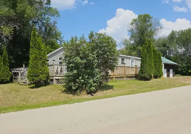 Photo 2 of Single family home for sale at 427 Dewing Rd, Franklin, VT 05457 | MLS# 5076707 | Listing updated on 2026-08-04