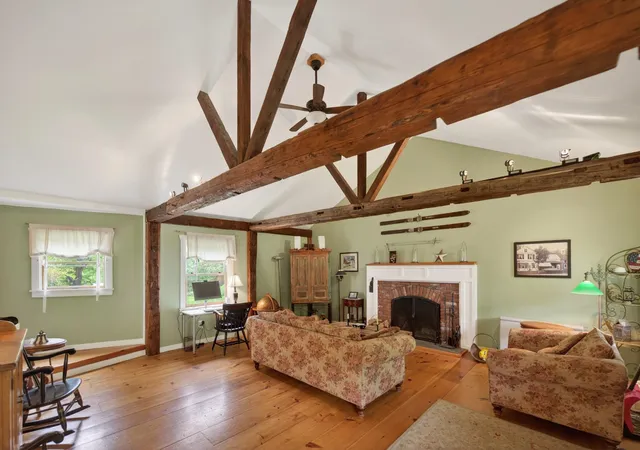 Homes for sale in Wardsboro, VT | 34 Main St, Wardsboro, VT 05355 | MLS# 5076783