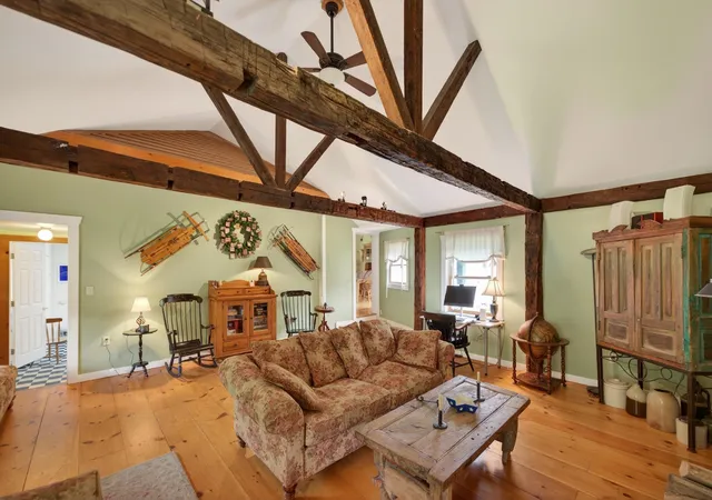 Homes for sale in Wardsboro, VT | 34 Main St, Wardsboro, VT 05355 | MLS# 5076783