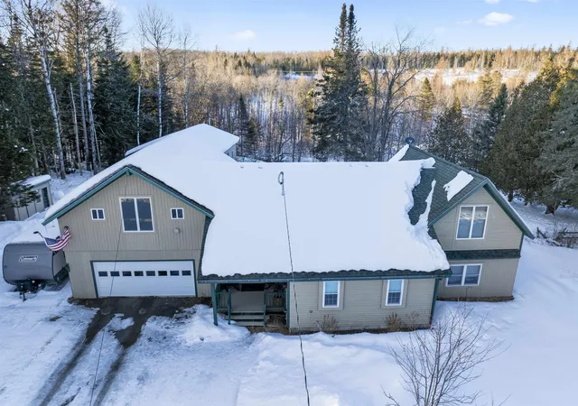 Photo 1 of Single family home for sale at 361 Jackson Lodge Rd, Canaan, VT 05903 | MLS# 5076799 | Listing updated on 2026-06-10