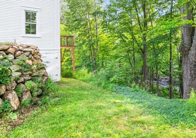3rd image of 516 West Salisbury Rd, Salisbury, NH 03268 | MLS# 5076922