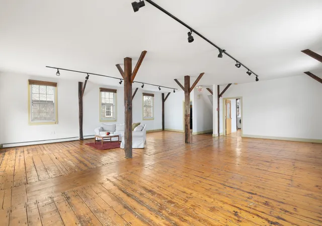 Homes for sale in Brattleboro, VT | 116 Birge St #3, Brattleboro, VT 05301 | MLS# 5077121