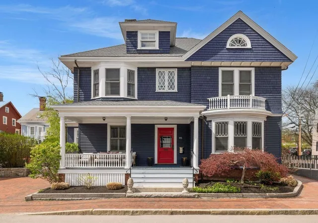 Homes for sale in Portsmouth, NH | 115 Court St, Portsmouth, NH 03801 | MLS# 5077213