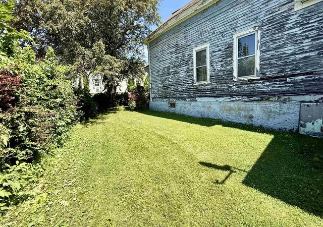 Photo 1 of Sale Pending at 82 Franklin St, Rutland, VT 05701 | MLS# 5077288 | Listing updated on 2026-09-17