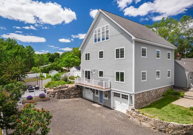 Photo 4 of Condo for sale at 263 Long Sands Rd, York, ME 03909 | MLS# 5077524 | Listing updated on 2026-06-24