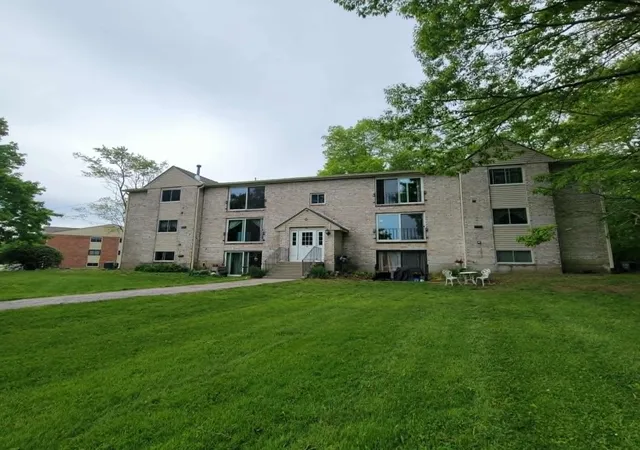 Homes for sale in Exeter, NH | 5 Brookside Dr #9, Exeter, NH 03833 | MLS# 5077610