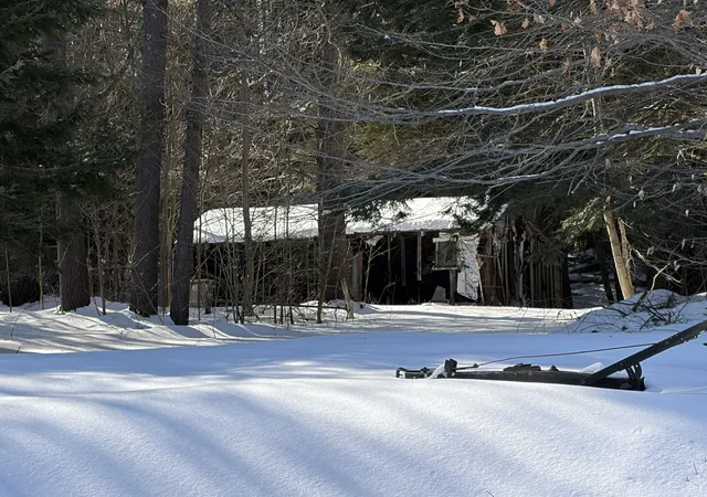 Homes for sale in North Springfield, VT | 64 County Rd, North Springfield, VT 05150 | MLS# 5077778
