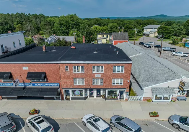 3rd image of 98 Main St, Lancaster, NH 03584 | MLS# 5077787
