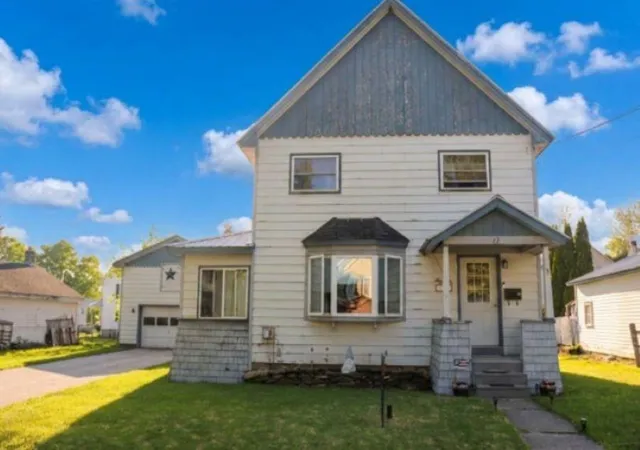 Single family home for sale at 12 Hamilton Pl, Richford, VT 05476 | MLS# 5078007