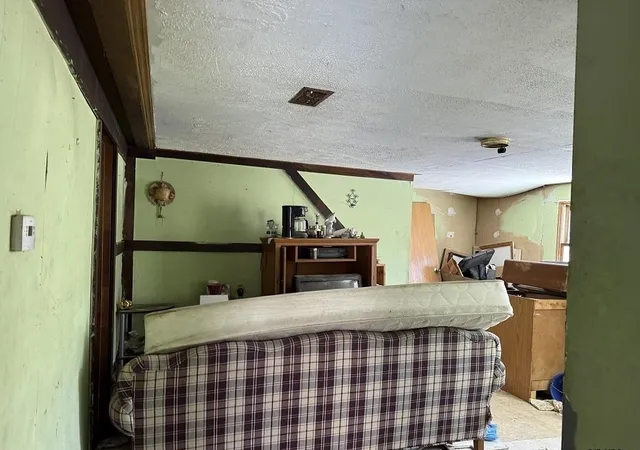 Homes for sale in Pownal, VT | 32 French Hill Rd, Pownal, VT 05261 | MLS# 5078070