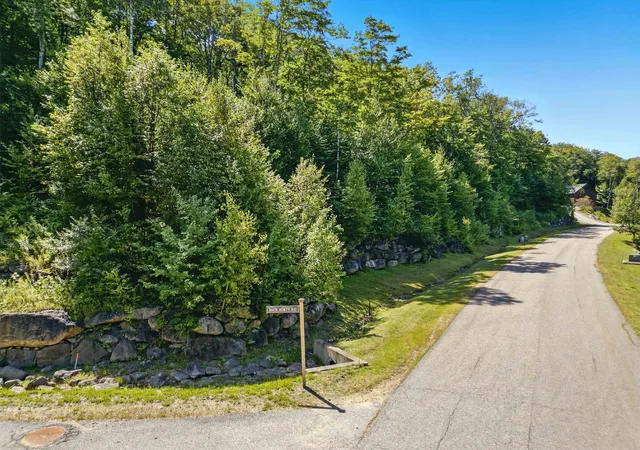 4th image of 15 Hay Hill Rd, Lincoln, NH 03251 | MLS# 5078386