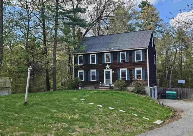 Homes for sale in Exeter, NH | 7 Chapman Wy, Exeter, NH 03833 | MLS# 5078412