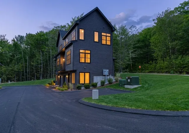 2nd image of 66 Boulder Ridge Ridge Dr #2, Laconia, NH 03246 | MLS# 5078420