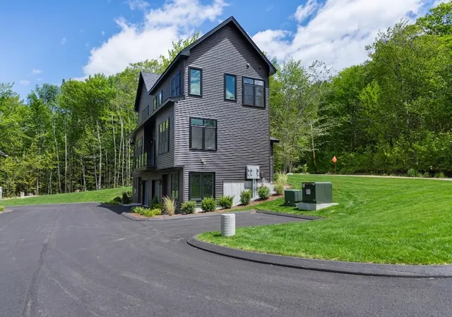 Photo 3 of Condo for sale at 66 Boulder Ridge Ridge Dr #2, Laconia, NH 03246 | MLS# 5078420 | Listing updated on 2026-09-05