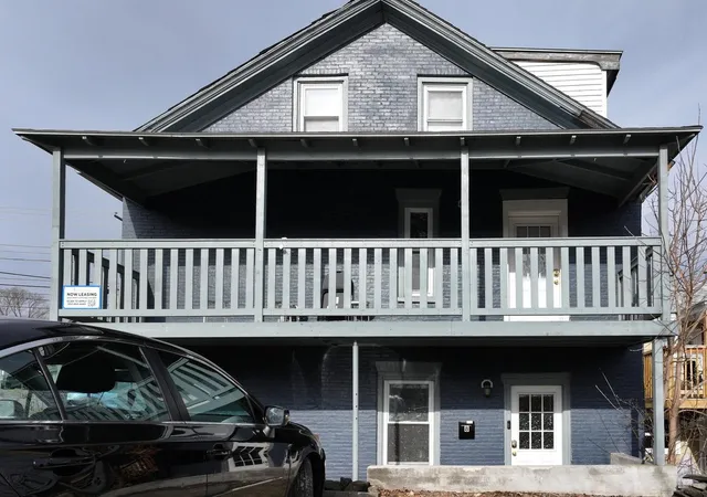 5th image of 6-8 Chase St, Burlington, VT 05401 | MLS# 5078460
