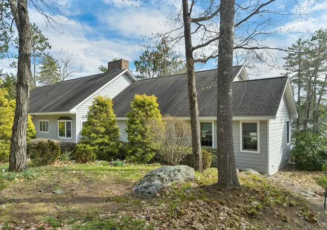 2nd image of 6 Governor Wentworth Hwy, Mirror Lake, NH 03853 | MLS# 5078468