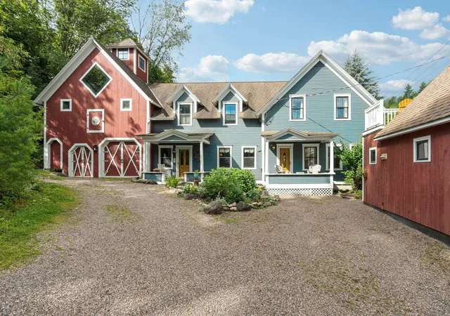 Homes for sale in Stowe, VT | 4 Highland Ave, Stowe, VT 05672 | MLS# 5078536